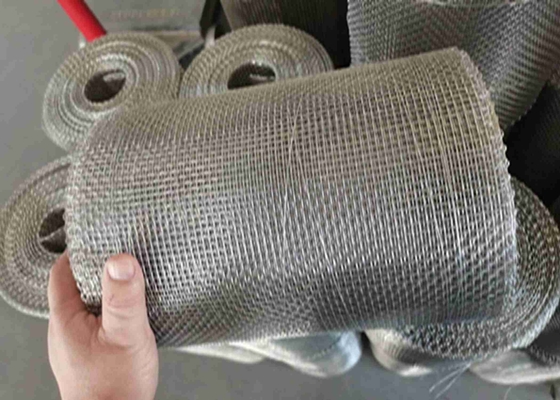 Closed Edge Ss Woven Wire Mesh With Selvage Style