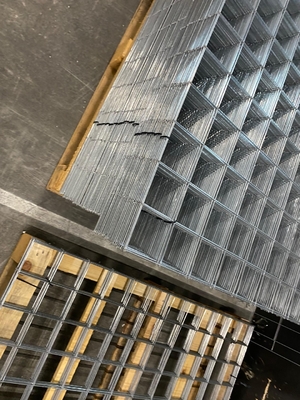 Robust SS Welded Wire Mesh Structural Support Or Security Barriers