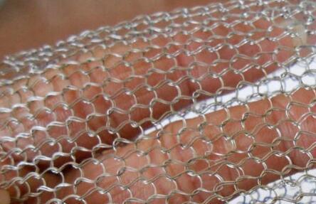 Griglia di filo a maglia in acciaio inossidabile con applicazioni multifunzionali, inclusi pad demister, per la separazione dei liquidi di gas e per il veicolo dei catalizzatori